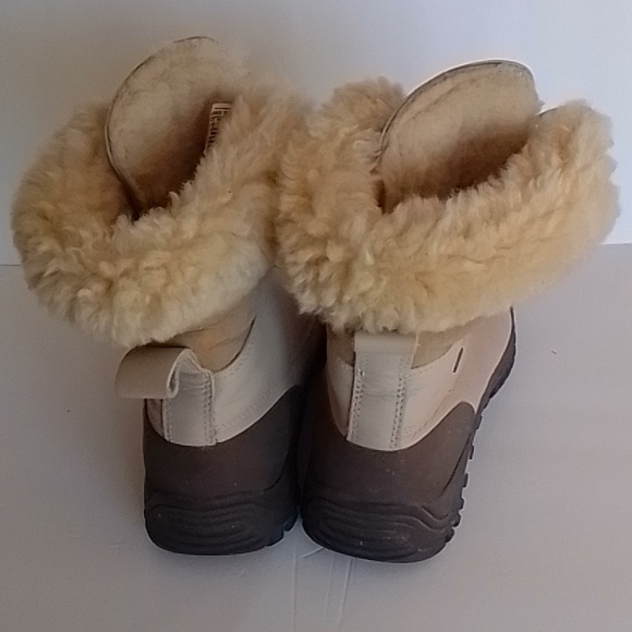 UGG Adirondack II Leather Boots - Picture 2 of 14
